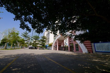 2CC75C2D-251D-41CB-A22A-363BD6234A2C/L0/001