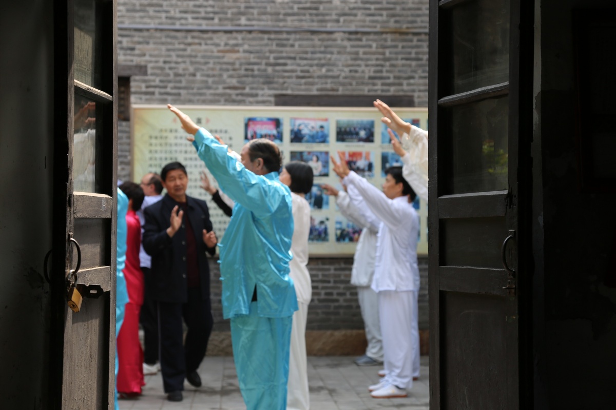 太极宗师杨露禅六代弟子在山东开武馆义务授徒上百人