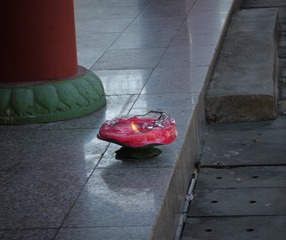 2004999