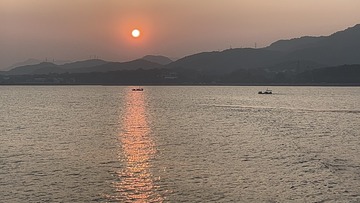 F21574A1-44E8-4203-9E84-4F786CB2FB09/L0/001