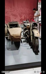 437689