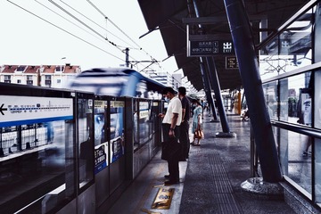 FCA4B327-7A23-45D1-B05B-443841AE4881/L0/001