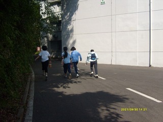 DCFA56BC-D713-4E64-BE92-7B01FB55FAC2/L0/001