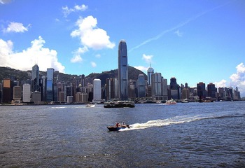 飞越港湾aa.jpg