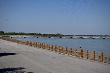 45E04333-55E0-41C3-98FB-3CC8533183E0/L0/001