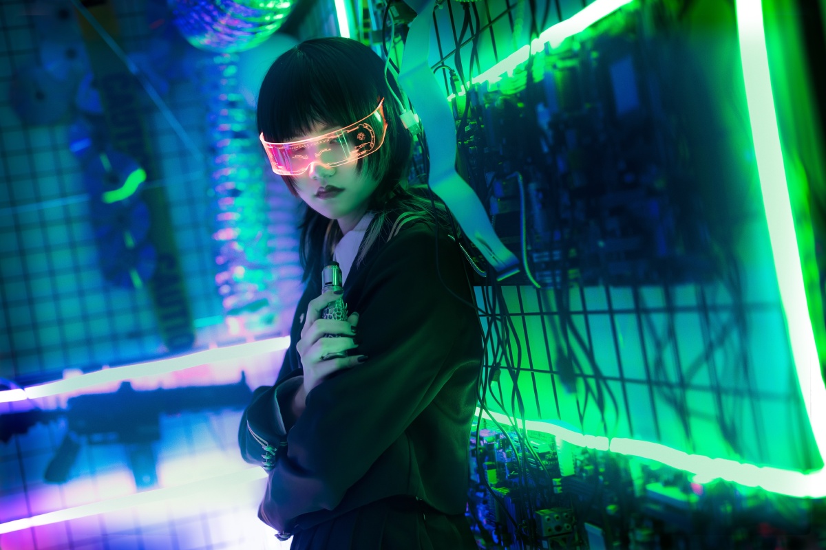 赛博朋克风lolita 出镜:松野摄影/后期:东城麒麟服装:熊之工作室 不良