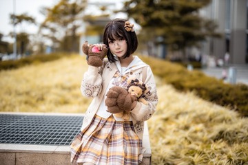 001