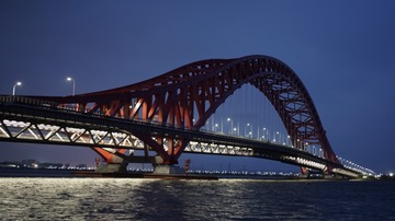 DE16250D-4100-49B9-80B9-1CBF7F25415A/L0/001