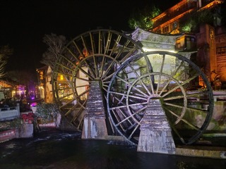1667367