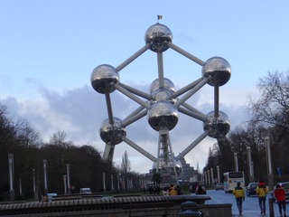 1714825
