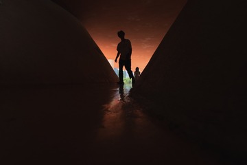001