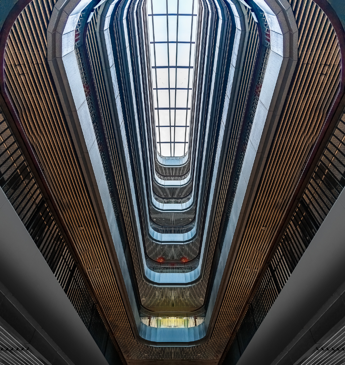 花样年香年广场对称美感