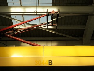 495302