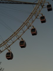 99562