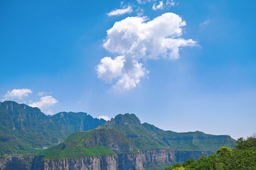 B2911181-12D1-416C-B71D-B78C331E025B/L0/001