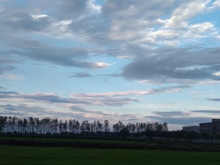 1592587