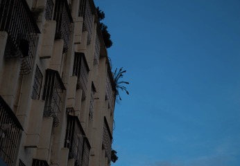4F37E13C-10EA-4CA7-8177-D16B180E5339/L0/001