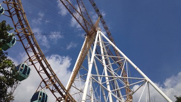 613739