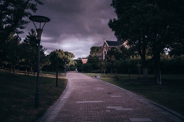 001
