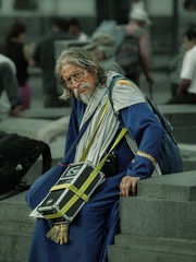 1475592