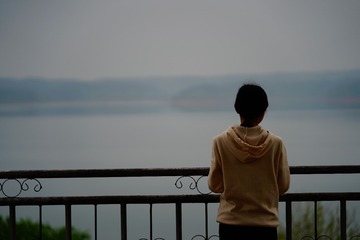 001