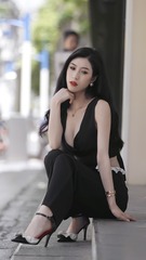 61172