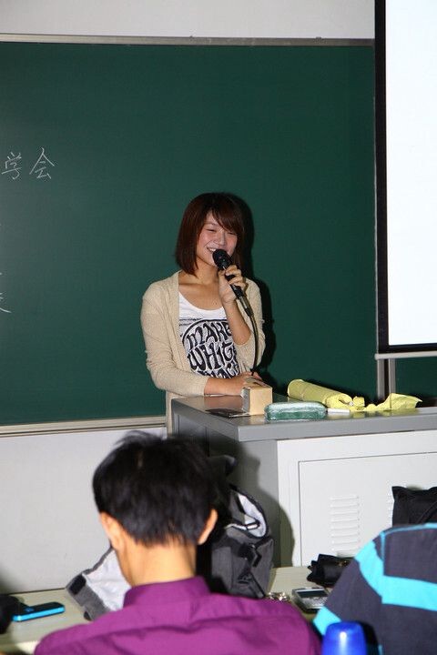 迎新大会<br />
