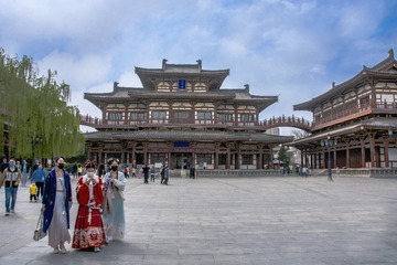 60752
