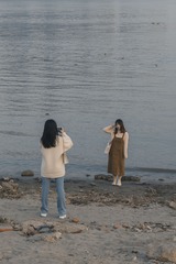 1635357