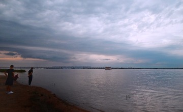 976723
