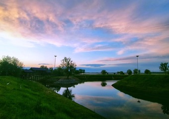 1027195