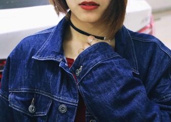 001