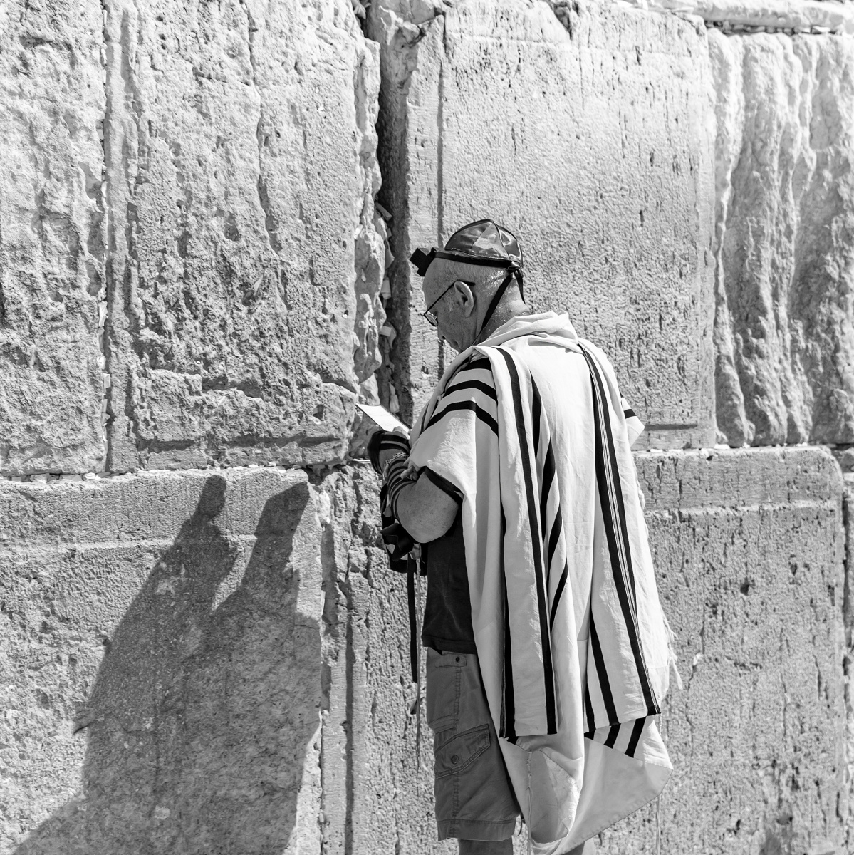 西墙下的祈祷者之三