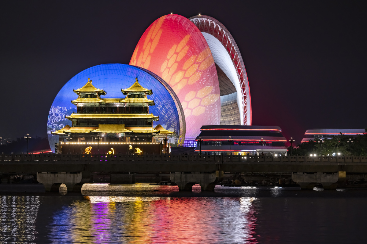 夜眺日月贝手持拍摄