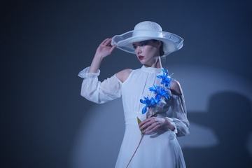 001