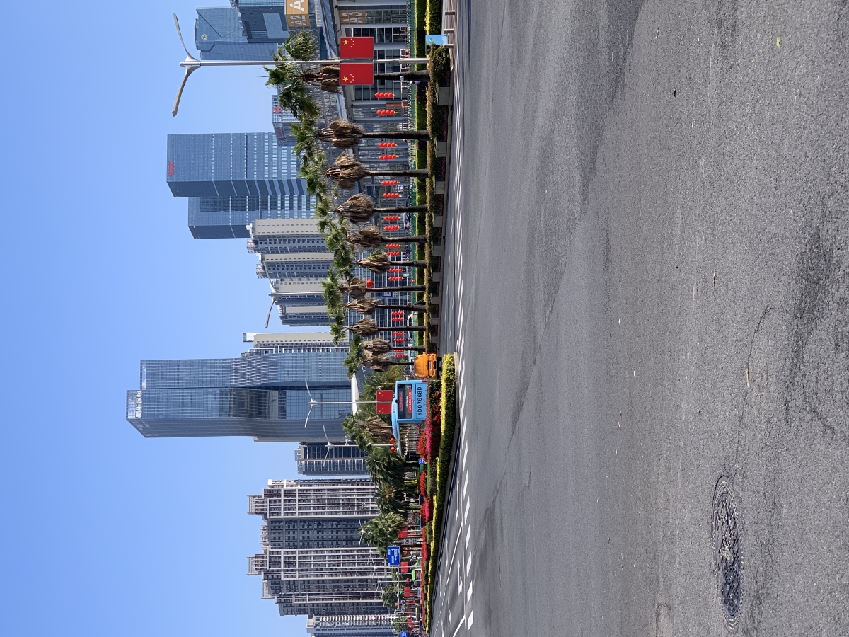 雨后厦门街厦门会展中心附近随手拍