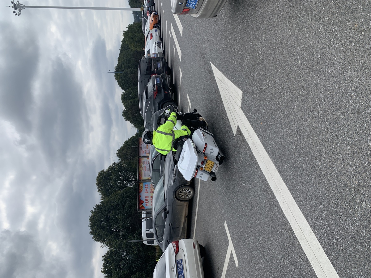 骑手高速公路江西南丰服务区随手拍