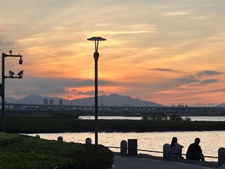 001