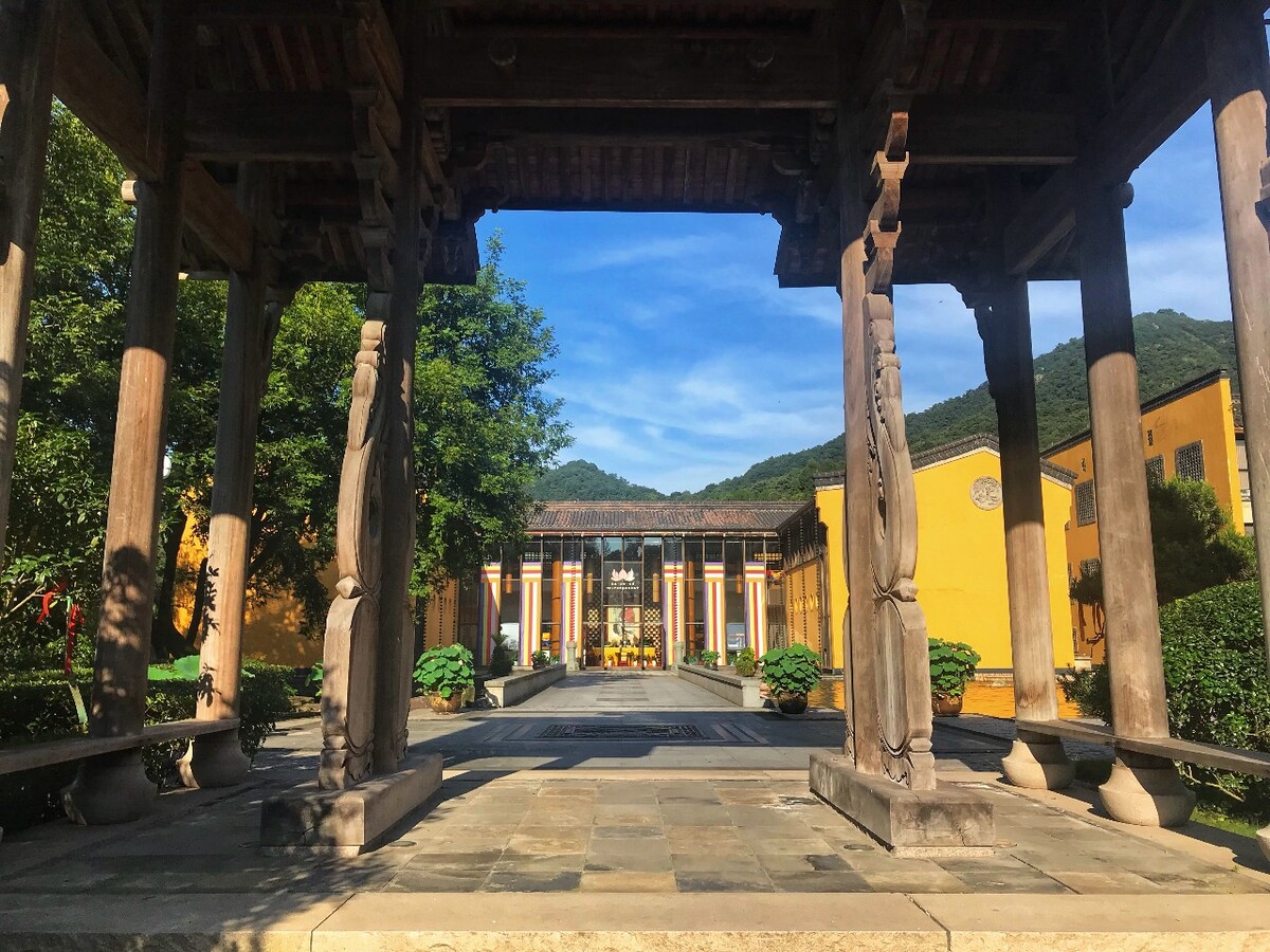 再往后翻，有蜗牛…
