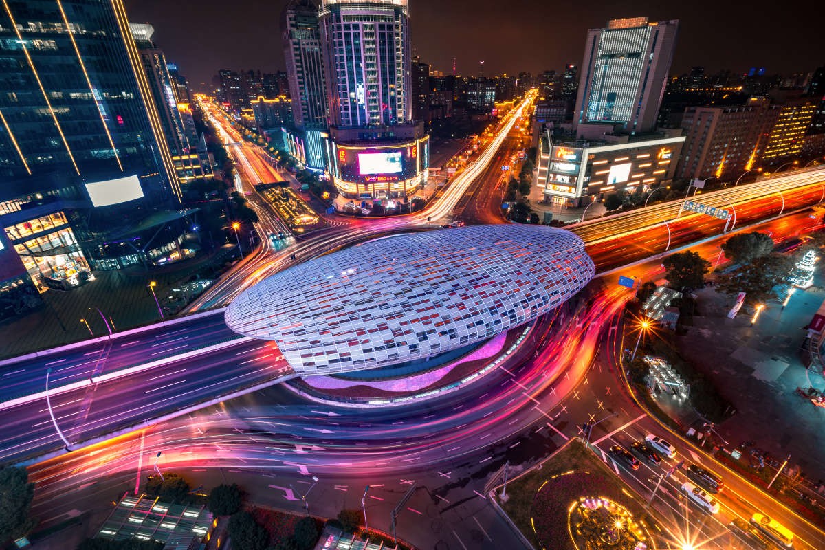 五角场川流不息