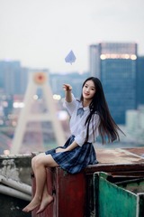 09