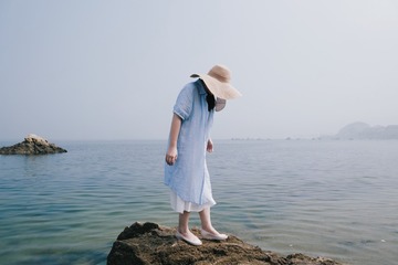 001