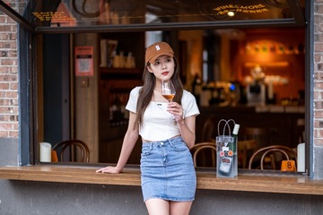 AC3E7149-B5BB-4533-B6CB-9D0BA78CD64C/L0/001