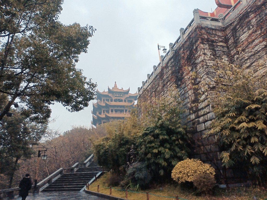 远望黄鹤楼