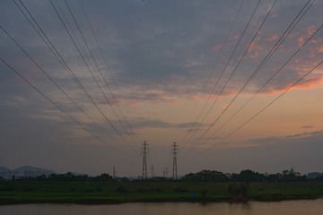 450744