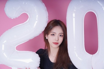 4D8920C3-4CCE-445F-98F2-0F45D45EE0AD/L0/001
