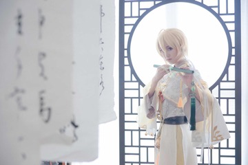 001
