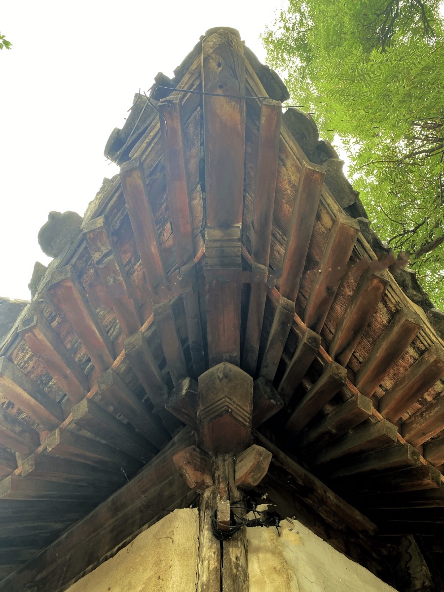 1918年由陈伯陶捐资,筹建为北京东莞会馆.上世纪20年代至40年代