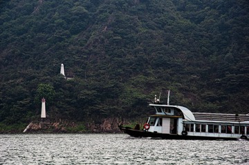 E3681E37-DF0A-4860-9ABB-C18EF1EBA553/L0/001