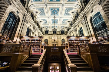 Lincoln College library